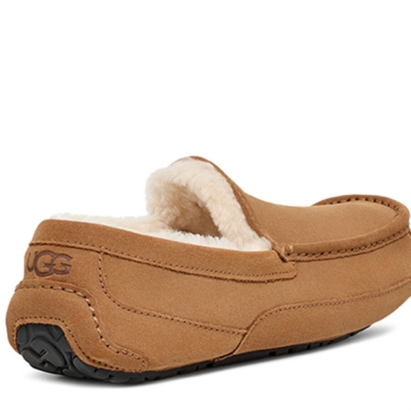 UGG  Men's Ascot Slippers - Moc Toe Tan Suede Size 8 - Picture 1 of 16
